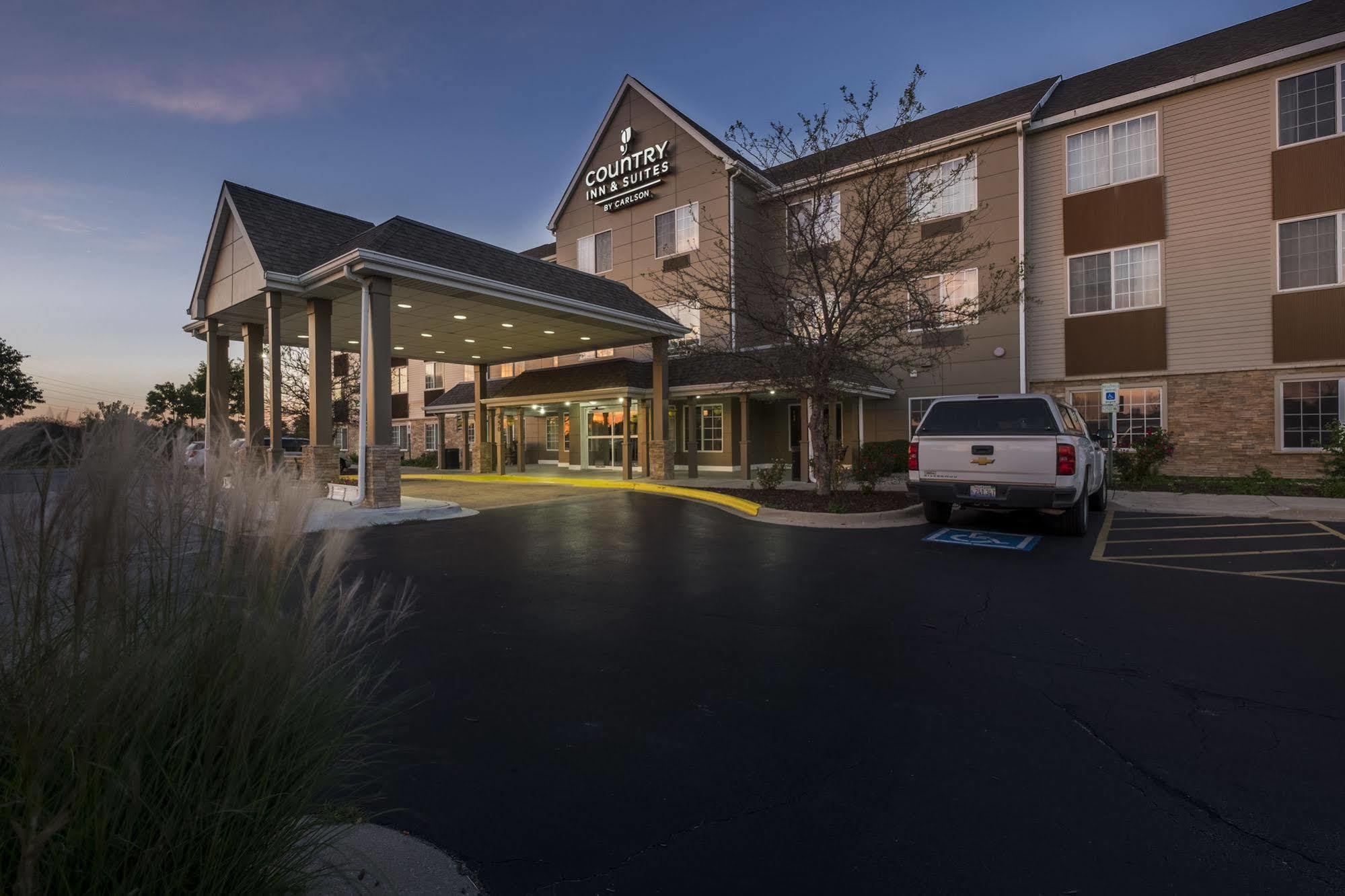 Holiday Inn Express & Suites Chicago - Matteson By Ihg 외부 사진