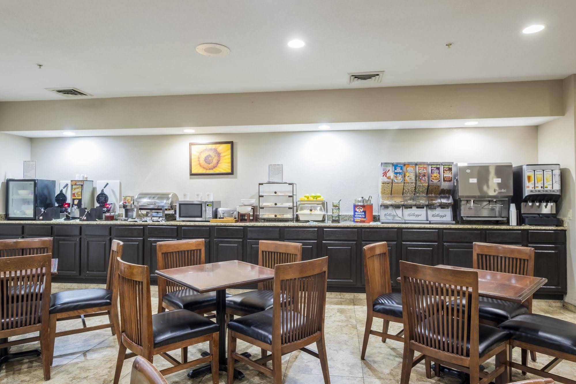 Holiday Inn Express & Suites Chicago - Matteson By Ihg 외부 사진